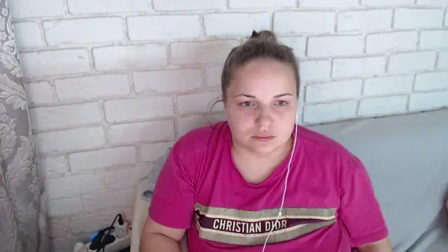 Snapshot of Crazyy_girl_ chatting on 11.06.25 Crazyy girl online show from 11.06.25