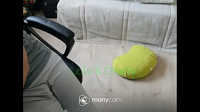 Snapshot of lolacharly@xh chatting on 11.11.25 lolacharlyxh online show from 11.11.25