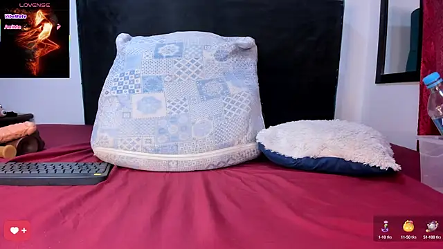 kandy-Jhonson online show from 10.16.25