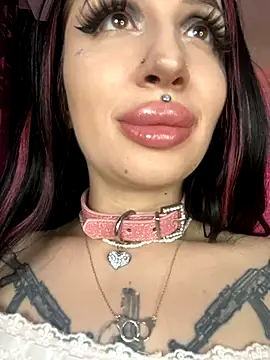 Molly  Moon online show from 12.05.24