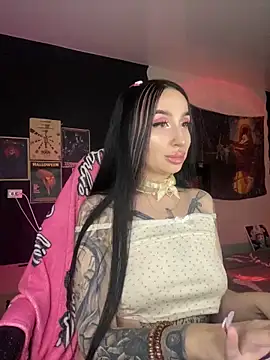 Molly  Moon online show from 12.28.24