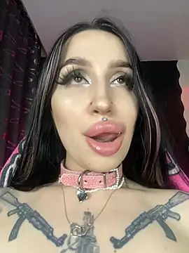 Molly  Moon online show from 12.29.24