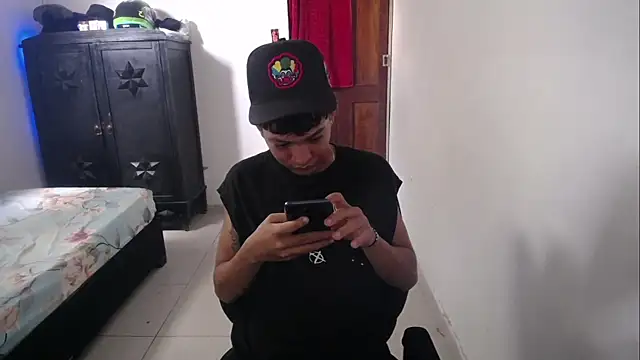 Sxntisaul   online show from 02.14.25