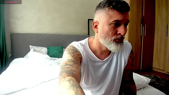 Snapshot of BlowMyXXL chatting on 03.16.25 BlowMyXXL online show from 03.16.25