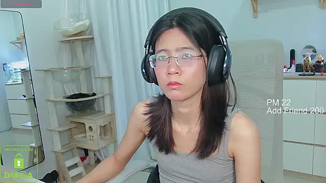 littlemiilk online show from 10.10.25