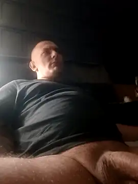 Snapshot of Markossx chatting on 02.22.26 Markossx online show from 02.22.26