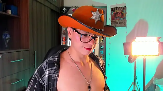 Snapshot of marckalexis chatting on 04.08.26 marckalexis online show from 04.08.26