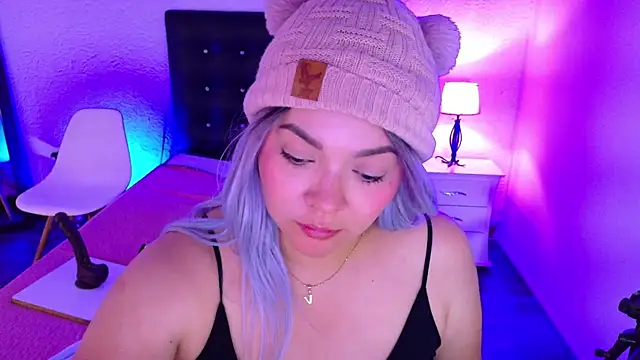 Snapshot of Cuckold_lover69 chatting on 03.06.25 Cuckold lover69 online show from 03.06.25