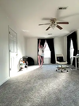 GingerSnap33 online show from 12.20.25