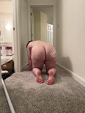 GingerSnap33 online show from 12.21.25