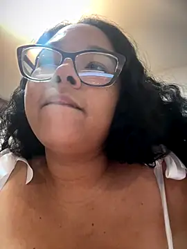 XMara online show from 12.20.25