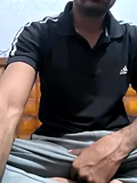 toxicboy121212 online show from 02.26.26