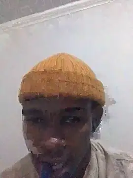 Snapshot of MixedItem chatting on 10.19.25 MixedItem online show from 10.19.25