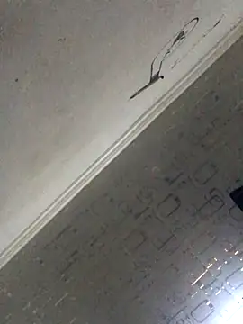 Snapshot of MixedItem chatting on 10.20.25 MixedItem online show from 10.20.25