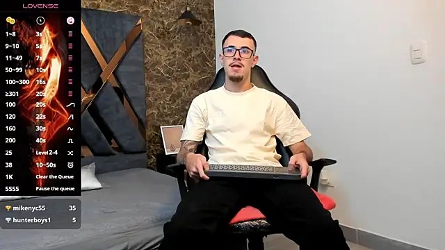 Snapshot of CodyWalkerR chatting on 01.17.25 CodyWalkerR online show from 01.17.25