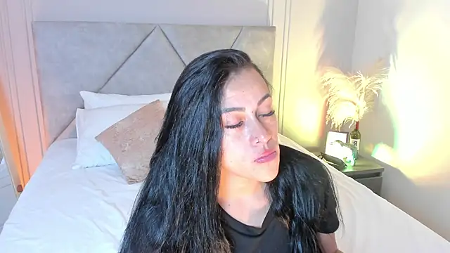 Miss Ambeer online show from 03.08.26