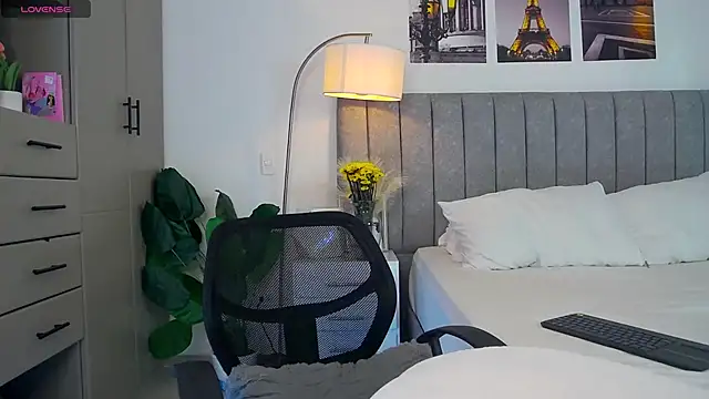 caralella online show from 11.27.25