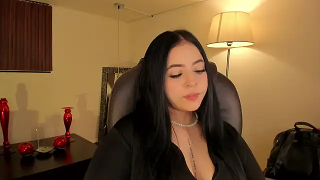 Maaiitee online show from 02.20.26