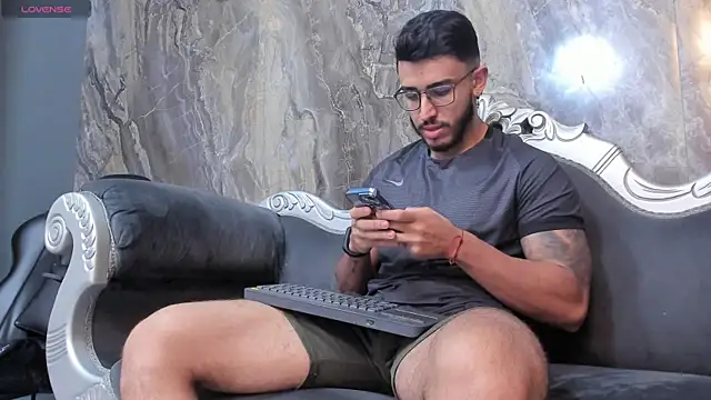 Liam Kleiin online show from 02.21.25