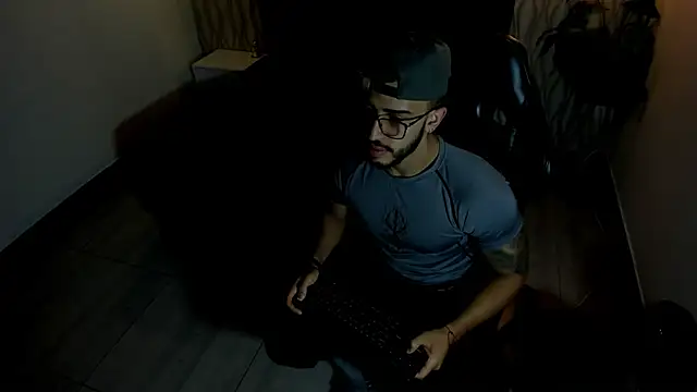 Liam Kleiin online show from 03.25.26