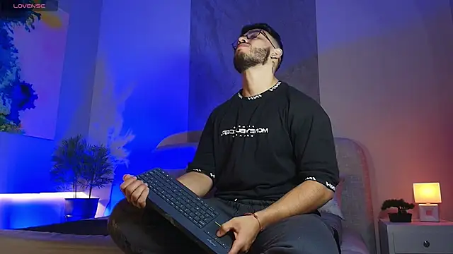 Liam Kleiin online show from 05.18.26