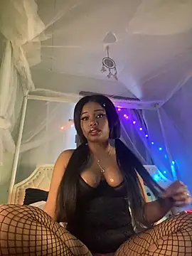 Snapshot of lovekaylaa chatting on 02.25.25 lovekaylaa online show from 02.25.25