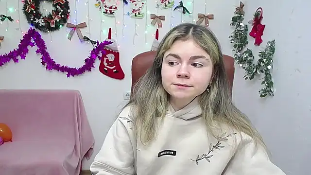 TinaRedly online show from 01.05.26