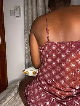 black-berry01 online show from 10.18.25