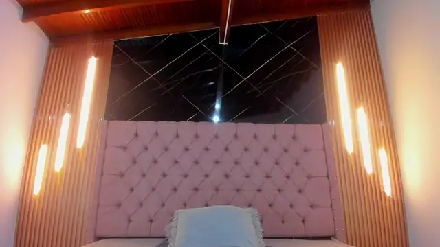 AinaPink online show from 05.14.26