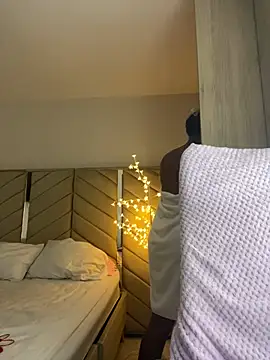 kellya  online show from 02.02.25