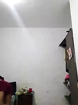 Snapshot of SWEET_LOVER01 chatting on 02.04.25 SWEET LOVER01 online show from 02.04.25