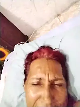 Snapshot of SWEET_LOVER01 chatting on 02.05.25 SWEET LOVER01 online show from 02.05.25