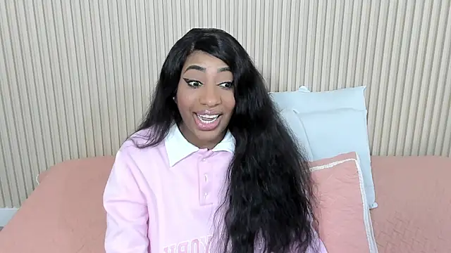 charlottebrowns  online show from 11.22.25