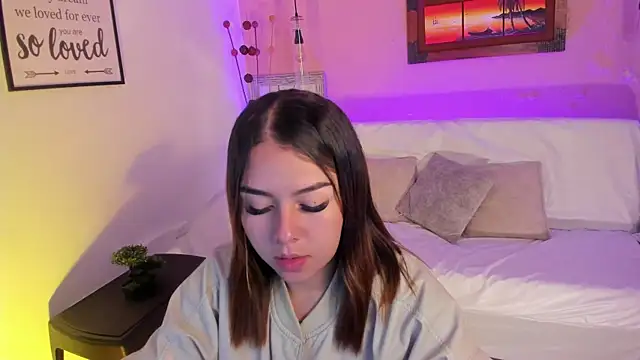 ArianaBaker online show from 10.19.25