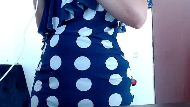 Snapshot of kaira_sweet_ chatting on 02.15.25 kaira sweet online show from 02.15.25