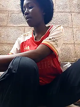 Swirly blac online show from 11.22.25