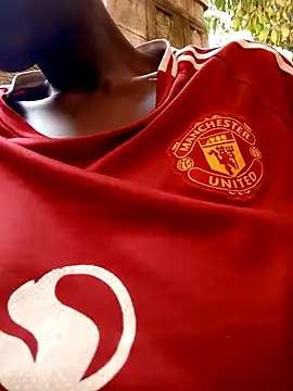 Swirly blac online show from 11.26.25