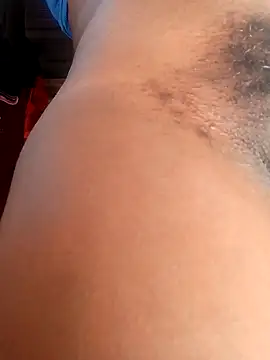 Snapshot of Sarie_sho chatting on 10.20.25 Sarie sho online show from 10.20.25