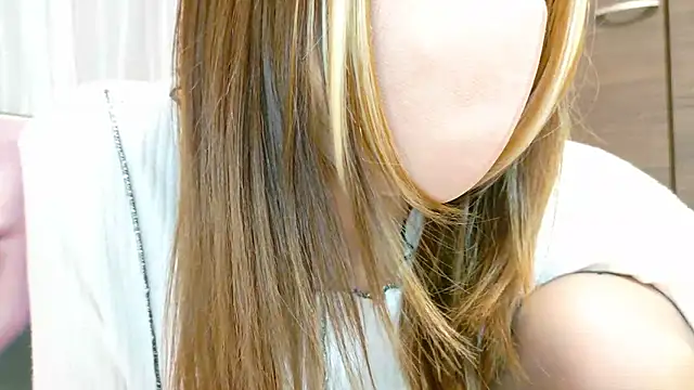Snapshot of yooooo-chandesu chatting on 04.23.26 yooooo-chandesu online show from 04.23.26