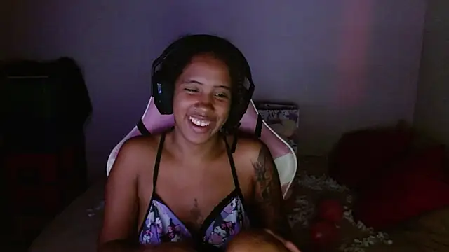 TiffanyRoouse online show from 02.14.25