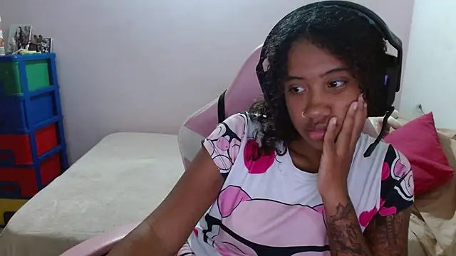 TiffanyRoouse online show from 03.16.25