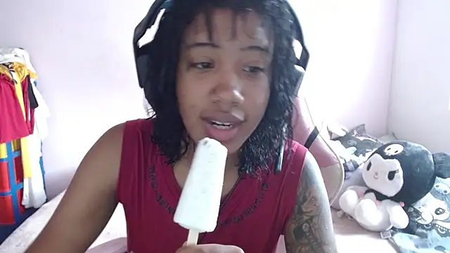 TiffanyRoouse online show from 10.04.25