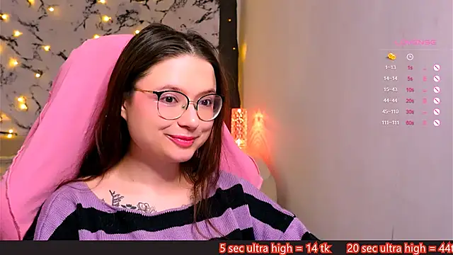 Snapshot of me__hanna chatting on 02.18.25 me hanna online show from 02.18.25