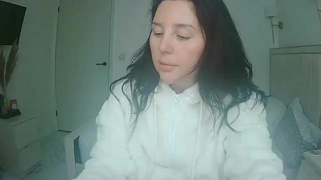 magical mia online show from 04.16.26