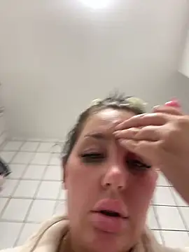 magical mia online show from 05.17.26