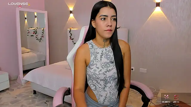 miagomezweb1 online show from 02.08.25