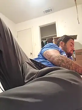 Snapshot of Tattedrebel812 chatting on 12.08.24 Tattedrebel812 online show from 12.08.24