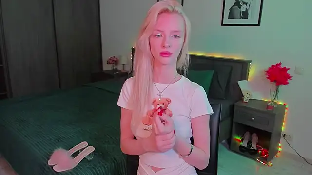 AleksaBlonde online show from 03.20.25