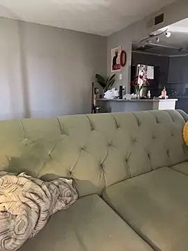 molly witha chance online show from 03.14.26