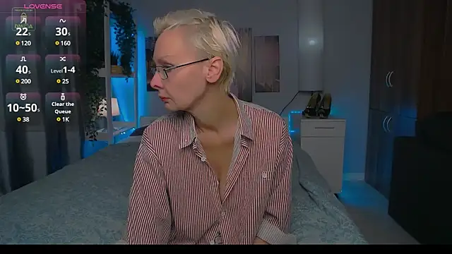 HelgaHimmell online show from 12.05.24